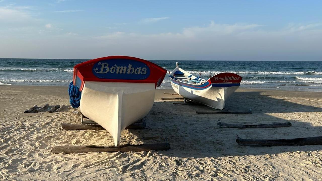 Bombas/ Bombinhas, A 50M Do Mar, Apartamento 2 Quartos, Com Churrasqueira Na Sacada, Ar E Wi-Fi ภายนอก รูปภาพ